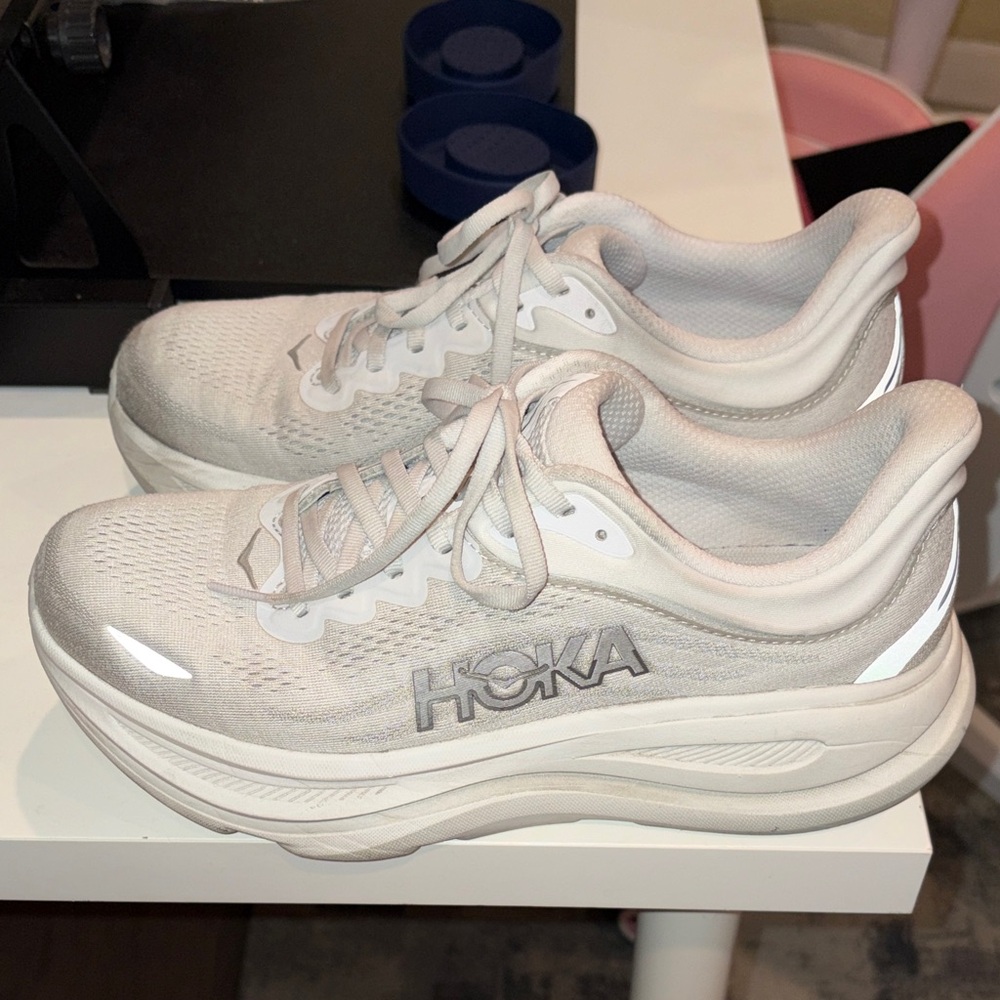 Hoka Women's Bondi 9